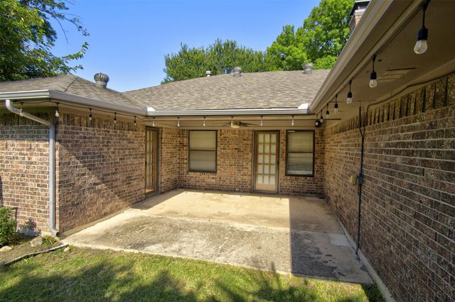 2460 Winterstone Drive, Plano, TX 75023