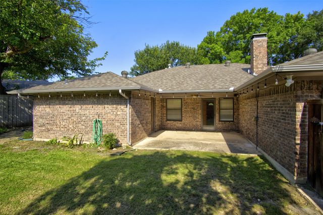 2460 Winterstone Drive, Plano, TX 75023