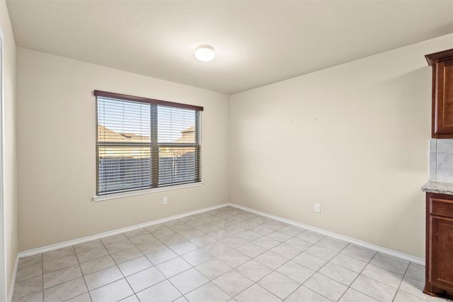 1547 Meadowlake Drive, Waxahachie, TX 75165