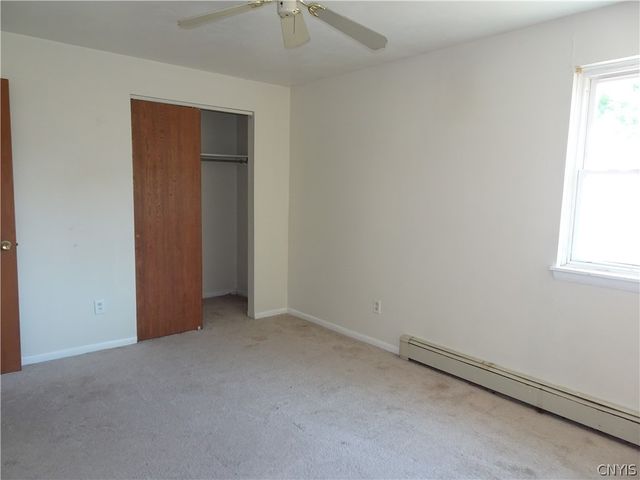 133 - 135 Tuller Road 133, Cicero, NY 13212