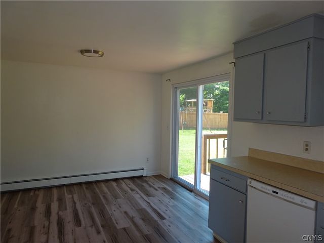 133 - 135 Tuller Road 133, Cicero, NY 13212