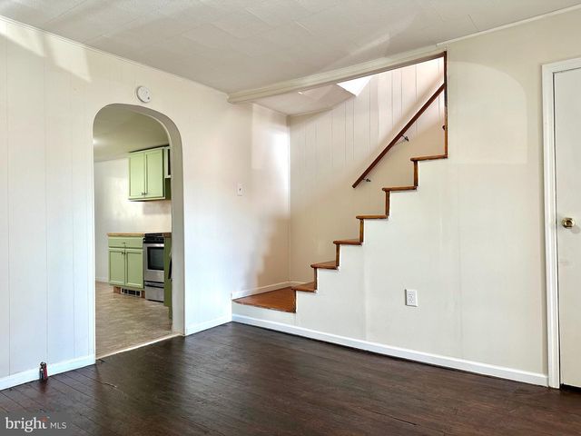 16 SPRUCE ST, Branchdale, PA 17923