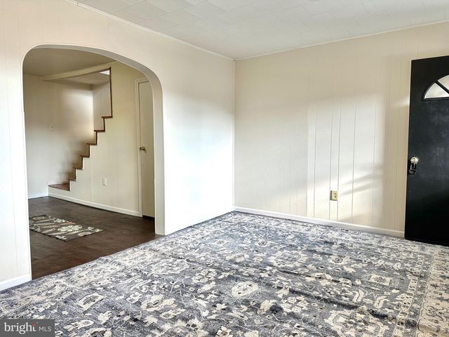 16 SPRUCE ST, Branchdale, PA 17923