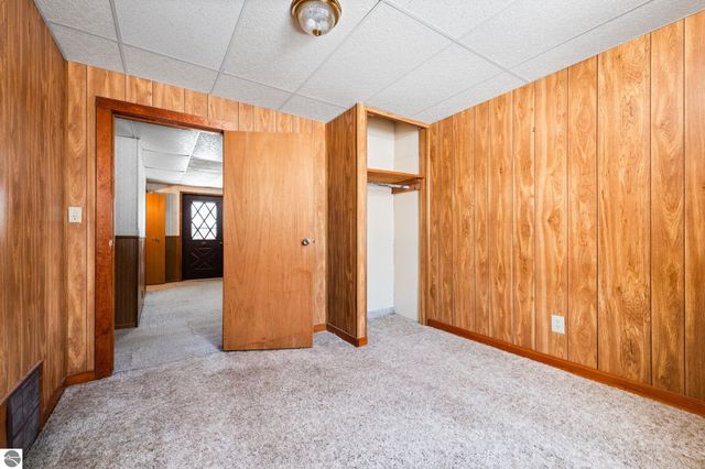 1663 County Road 633, Grawn, MI 49637