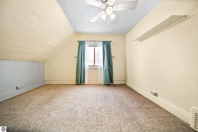 1663 County Road 633, Grawn, MI 49637