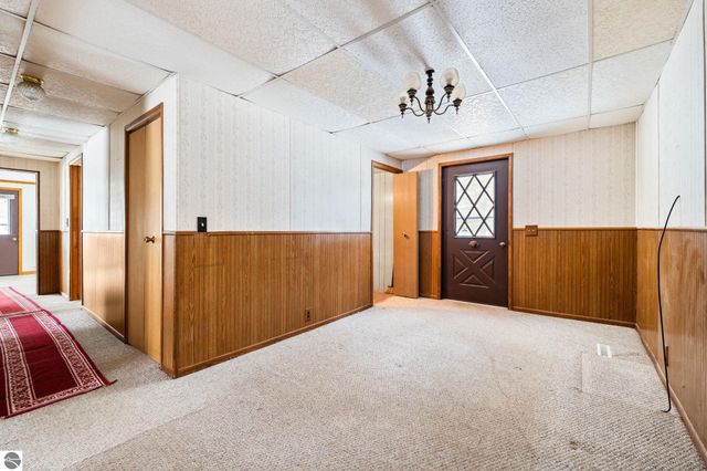 1663 County Road 633, Grawn, MI 49637