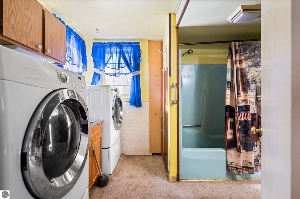 Image 15 of property listing at 1663 County Road 633, Grawn, MI 49637