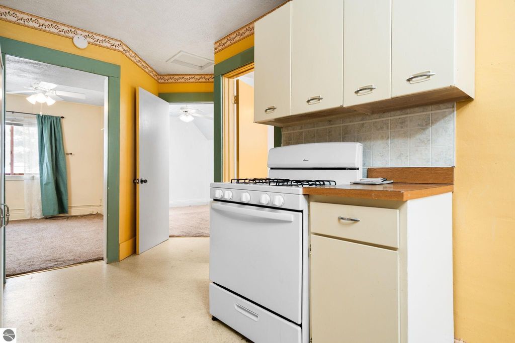 Image 25 of property listing at 1663 County Road 633, Grawn, MI 49637