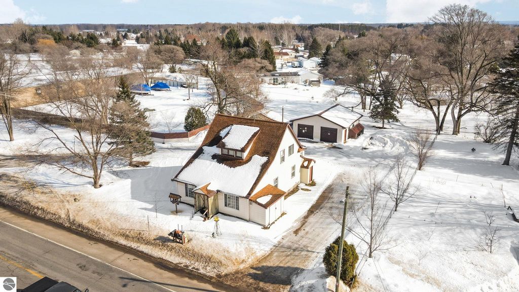 Image 43 of property listing at 1663 County Road 633, Grawn, MI 49637