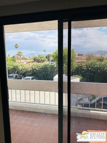32389 Whispering Palms Trail, Cathedral City, CA 92234