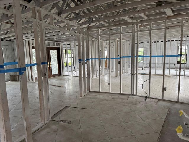 2001 COUNTRY CLUB COURT, Plant City, FL 33566