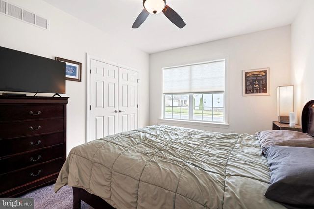 267 NOBLES POND XING, Dover, DE 19904