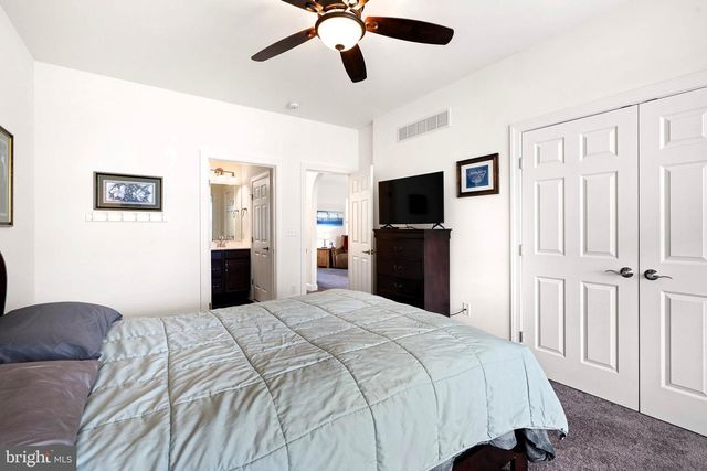 267 NOBLES POND XING, Dover, DE 19904