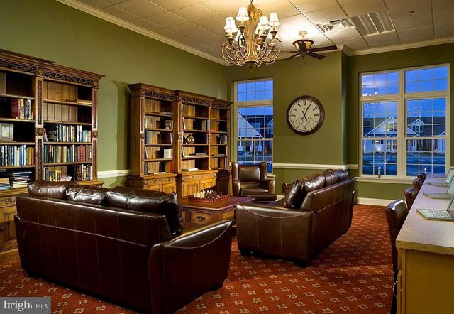 267 NOBLES POND XING, Dover, DE 19904