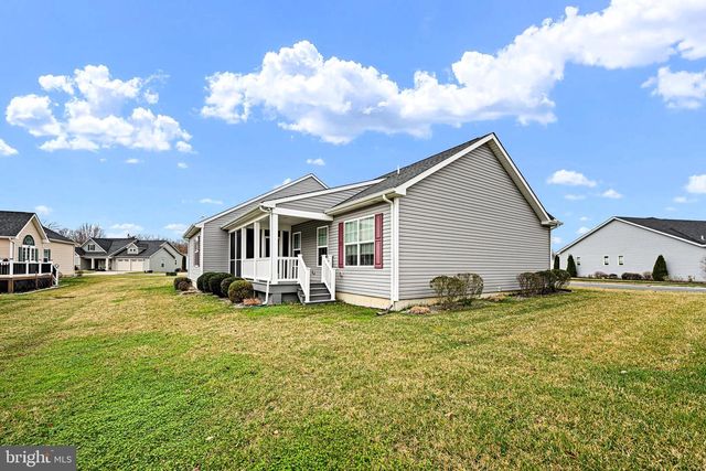 267 NOBLES POND XING, Dover, DE 19904