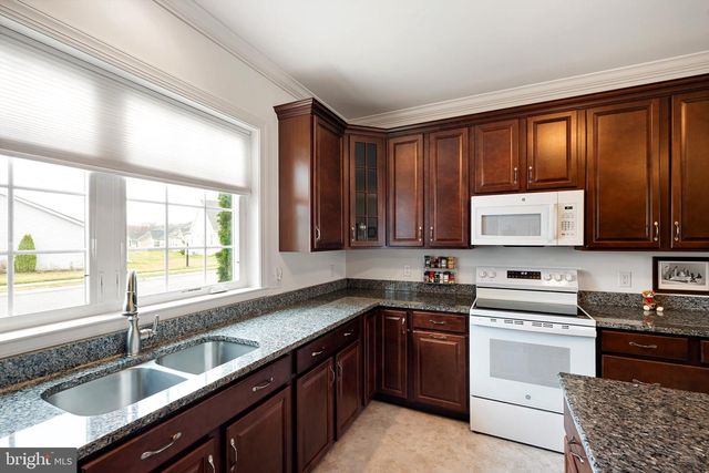 267 NOBLES POND XING, Dover, DE 19904