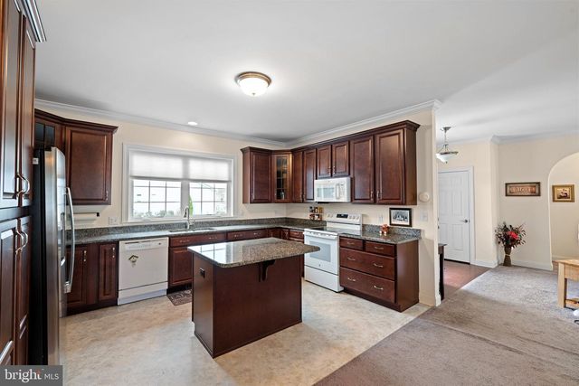 267 NOBLES POND XING, Dover, DE 19904