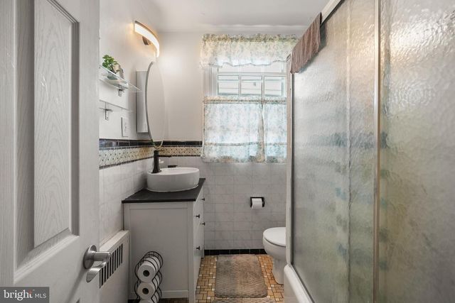 1313 FRIENDSHIP ST, Philadelphia, PA 19111
