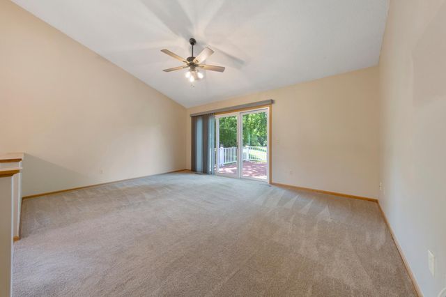1820 Park Ridge Drive, Chaska, MN 55318