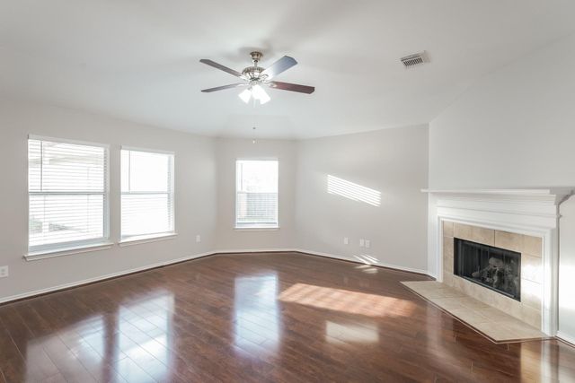 3830 Lake Ballinger Lane, Richmond, TX 77406