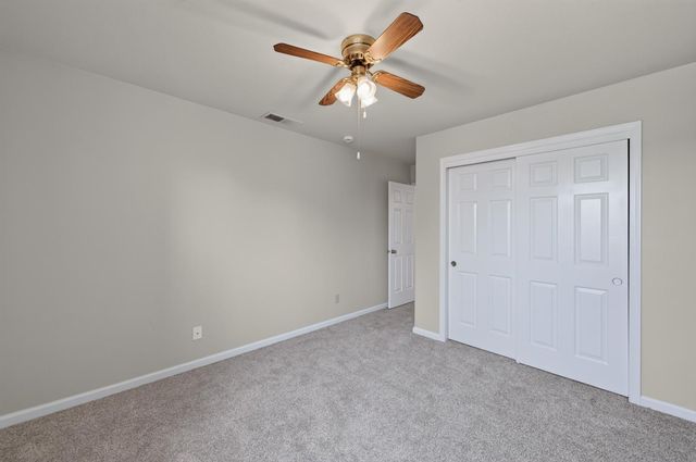 571 W Pat Drive, Clovis, CA 93612