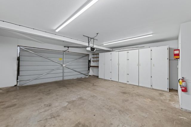 571 W Pat Drive, Clovis, CA 93612
