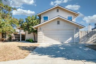 571 W Pat Drive, Clovis, CA 93612