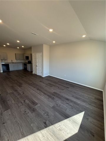 6611 NW Kathleen Street, Bentonville, AR 72713