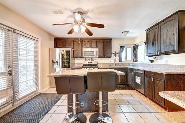 8297 E Carburton, Long Beach, CA 90808