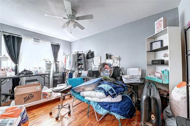 8297 E Carburton, Long Beach, CA 90808