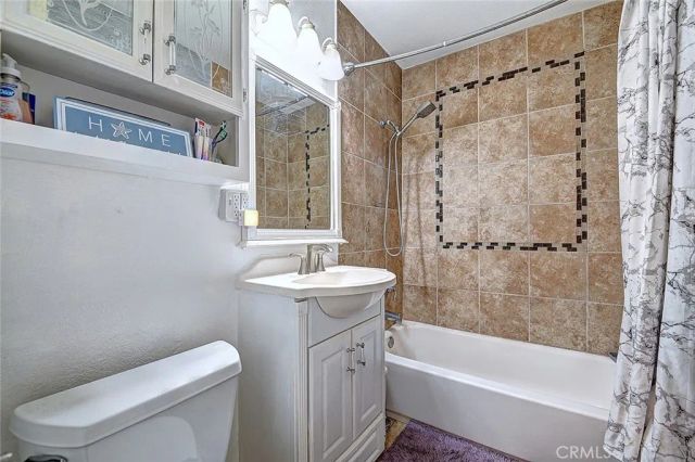 8297 E Carburton, Long Beach, CA 90808