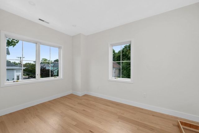 66 Orange Street 1, Waltham, MA 02453