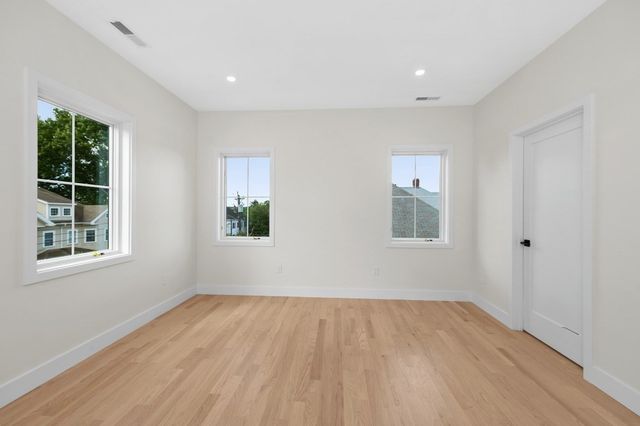 66 Orange Street 1, Waltham, MA 02453
