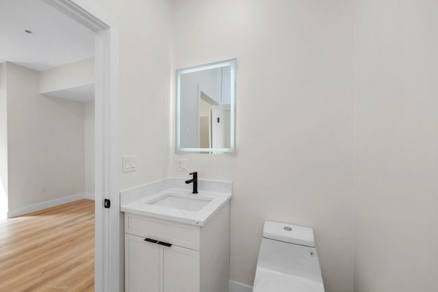 66 Orange Street 1, Waltham, MA 02453