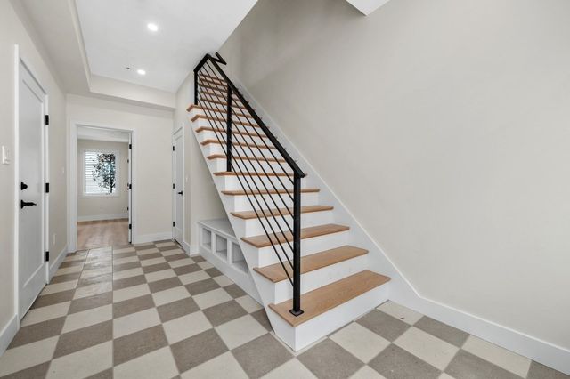 66 Orange Street 1, Waltham, MA 02453