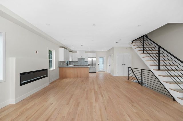 66 Orange Street 1, Waltham, MA 02453