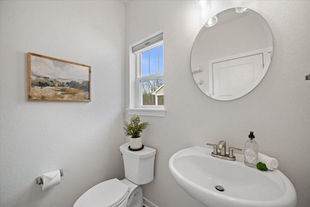 544 Wild Oak ROAD, Hartland, WI 53029