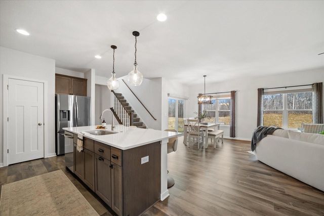 544 Wild Oak ROAD, Hartland, WI 53029