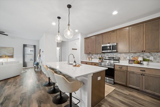 544 Wild Oak ROAD, Hartland, WI 53029