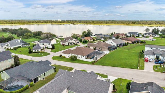 5074 SHORE SIDE DR, Lakeland, FL 33812