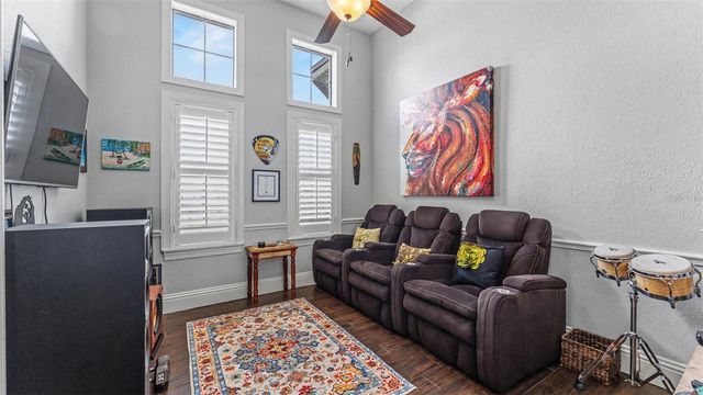 5074 SHORE SIDE DR, Lakeland, FL 33812