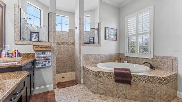 5074 SHORE SIDE DR, Lakeland, FL 33812