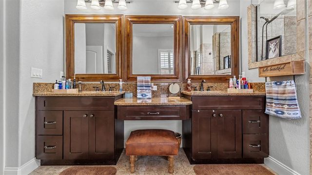 5074 SHORE SIDE DR, Lakeland, FL 33812