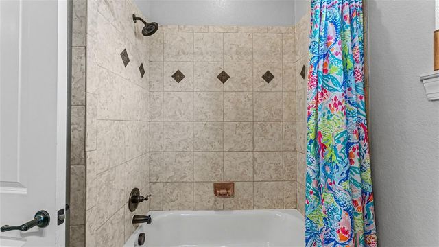 5074 SHORE SIDE DR, Lakeland, FL 33812