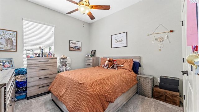 5074 SHORE SIDE DR, Lakeland, FL 33812
