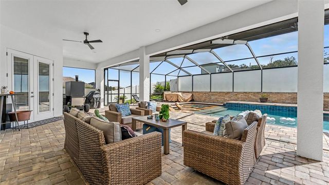 5074 SHORE SIDE DR, Lakeland, FL 33812