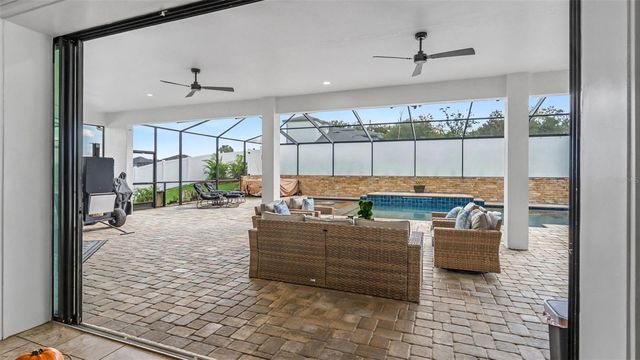 5074 SHORE SIDE DR, Lakeland, FL 33812