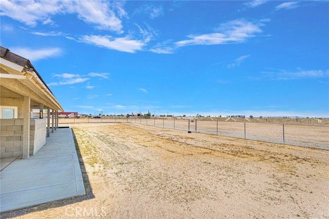 8828 Vincent Court, Oak Hills, CA 92344