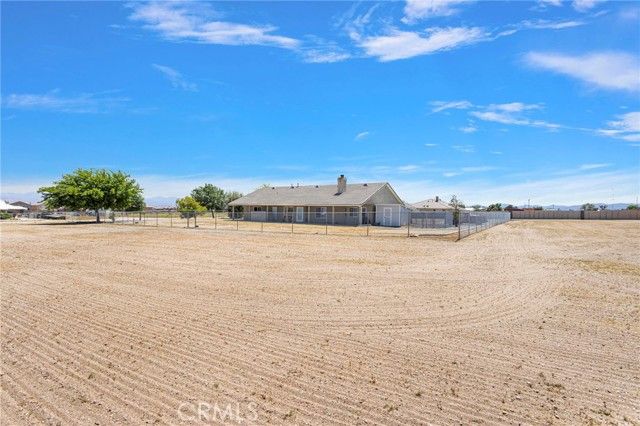 8828 Vincent Court, Oak Hills, CA 92344