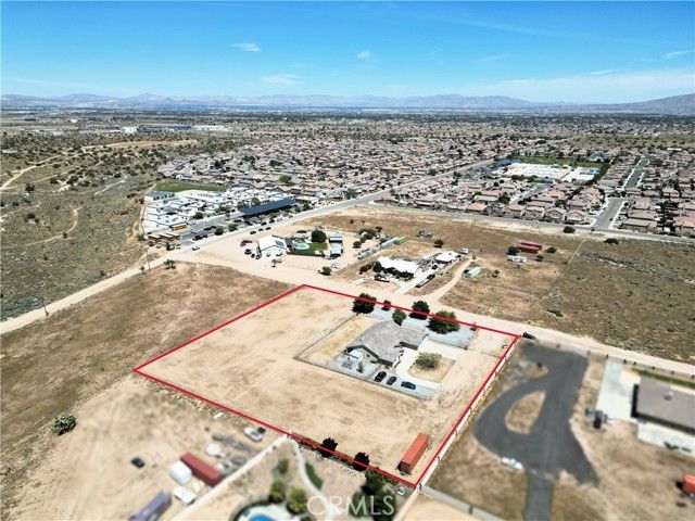 8828 Vincent Court, Oak Hills, CA 92344